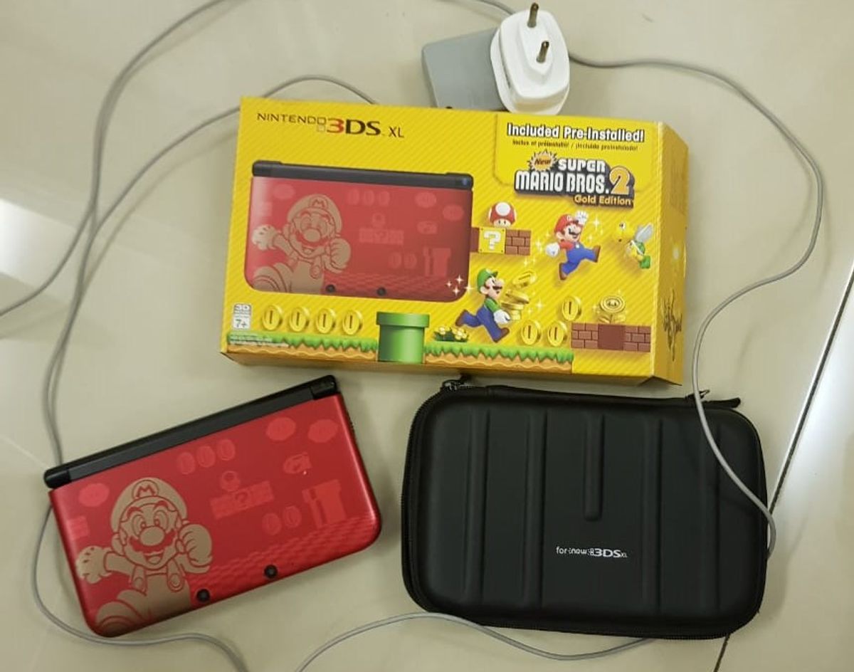 Nintendo 3ds Xl Edição New Super Mario Bros 2 Gold Edition Console de