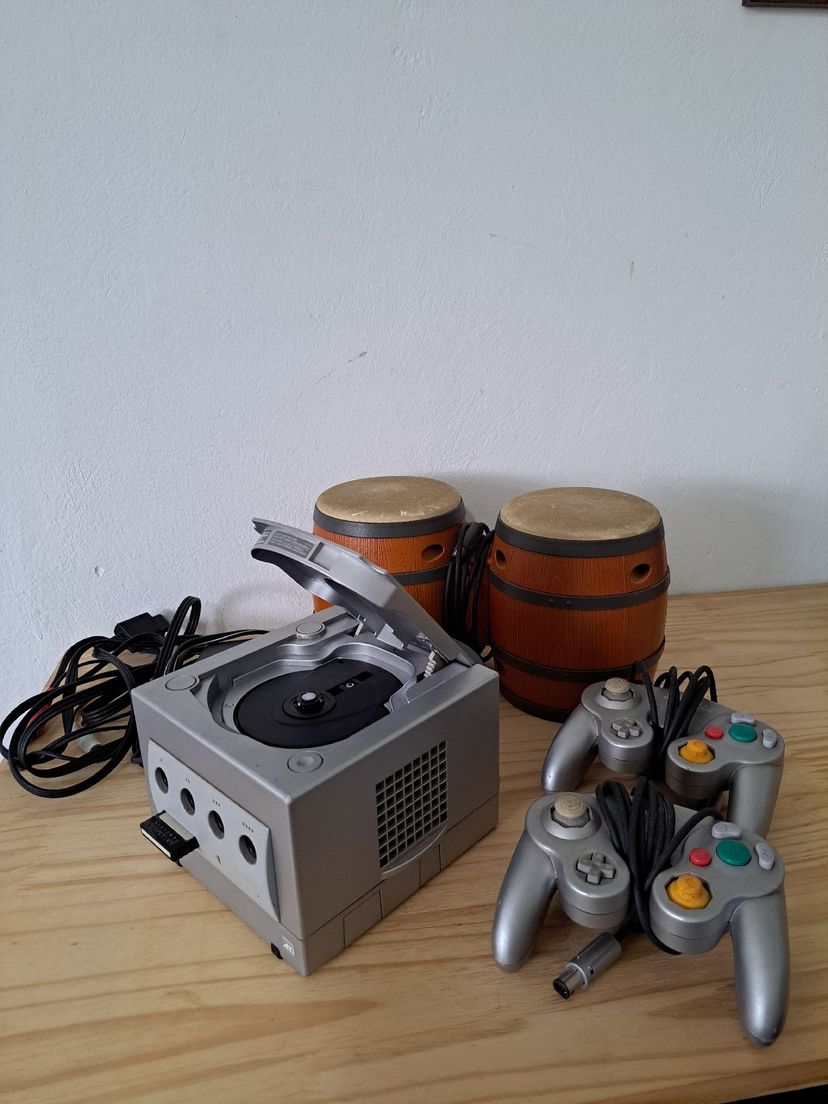 Nintendo Gamecube 2004/2005 Completo + Jogos + 2 Controles + Controle ...