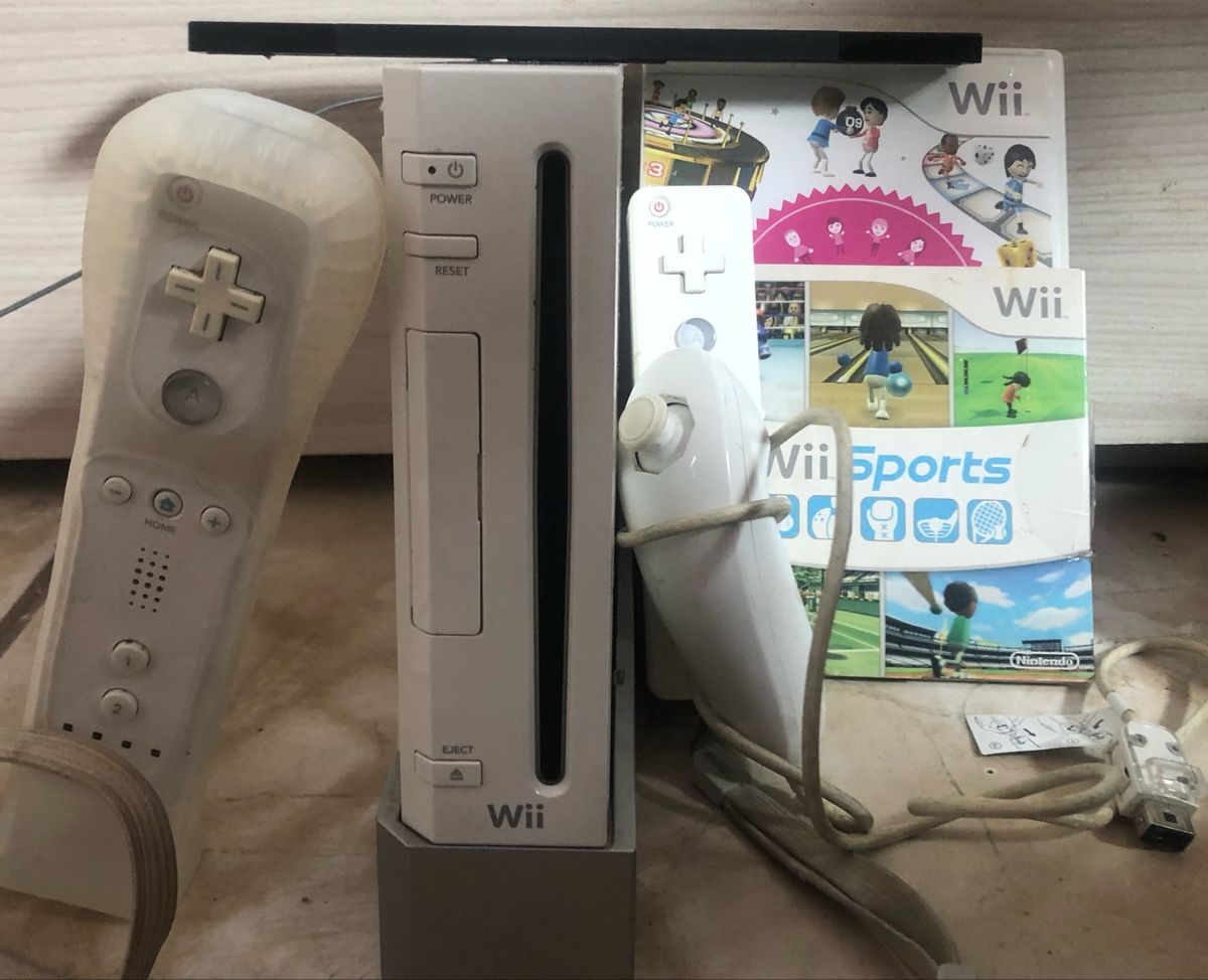 nintendo wii na caixa desbloqueado funcionando perfeitamente