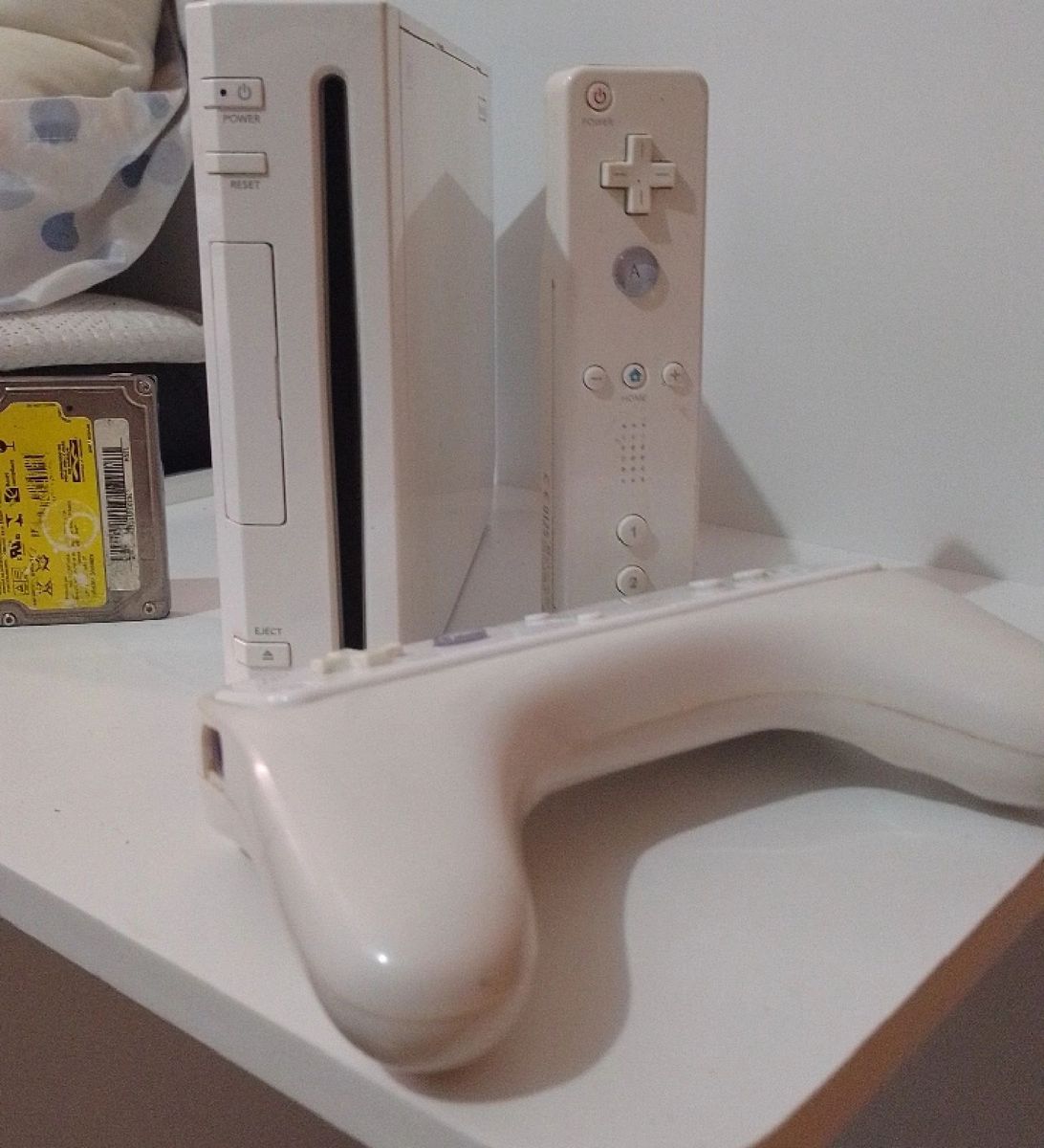 Nintendo Wii  Console de Videogame Nintendo Wii Usado 85517474