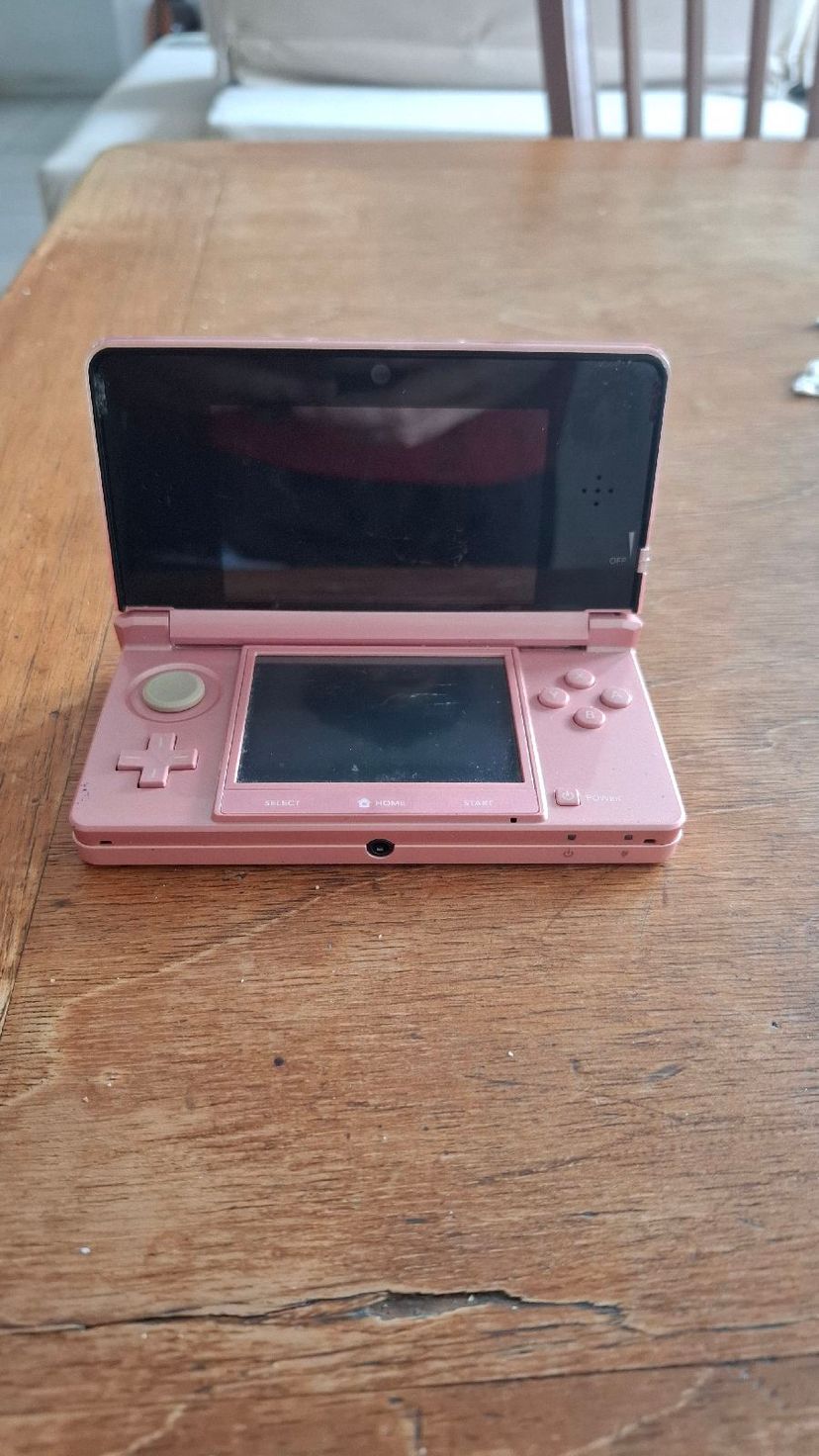 Nitendo 3ds Rosa Atualizado com Jogo Original | Console de Videogame ...