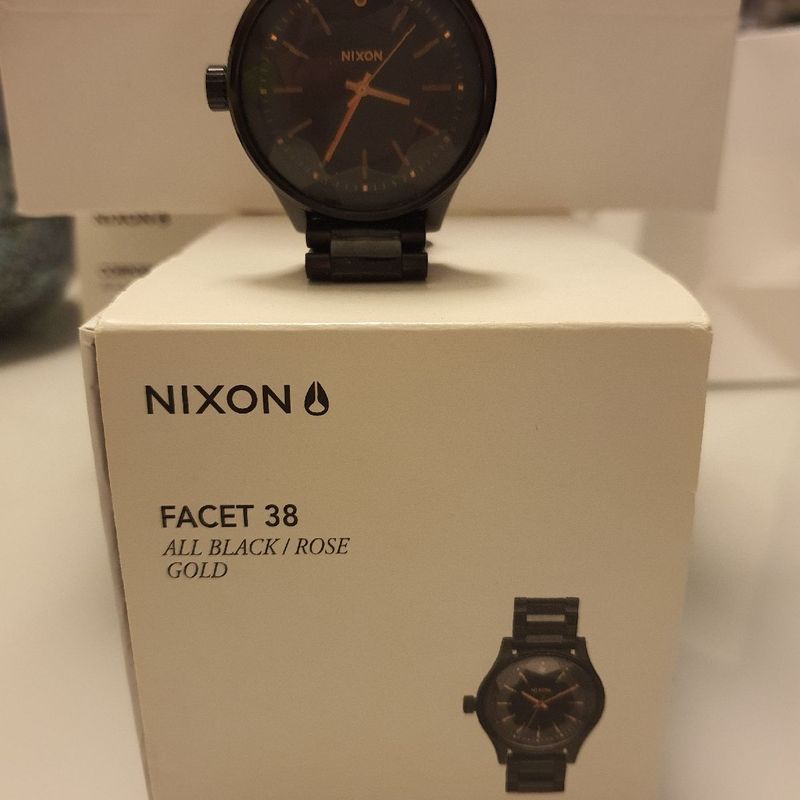 Nixon facet 38 rose gold sales