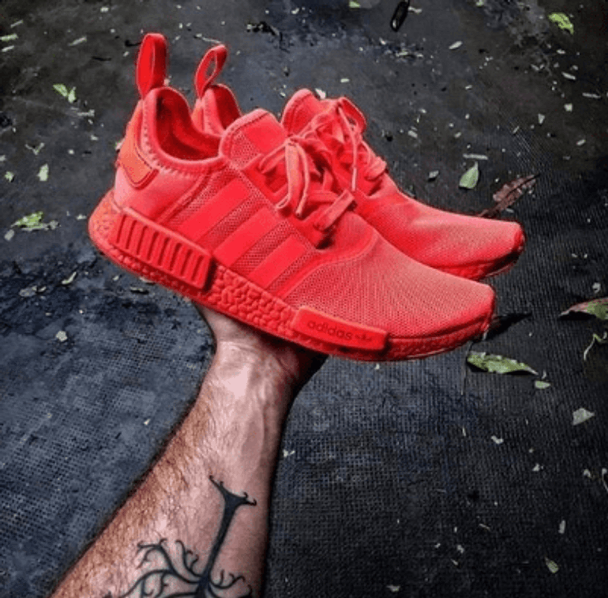 tenis nmd vermelho