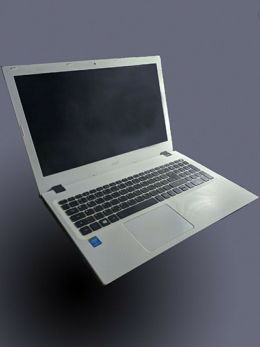 Notebook Acer Aspire I5 E5 573 Modelo N15q1 | Eletrodoméstico Acer ...