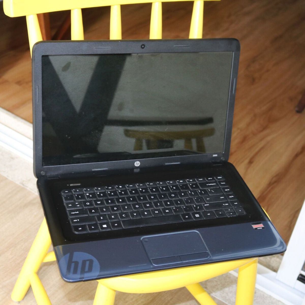 Notebook Hp 2000 Amd Vision Computador Notebook Hp Usado 30728693