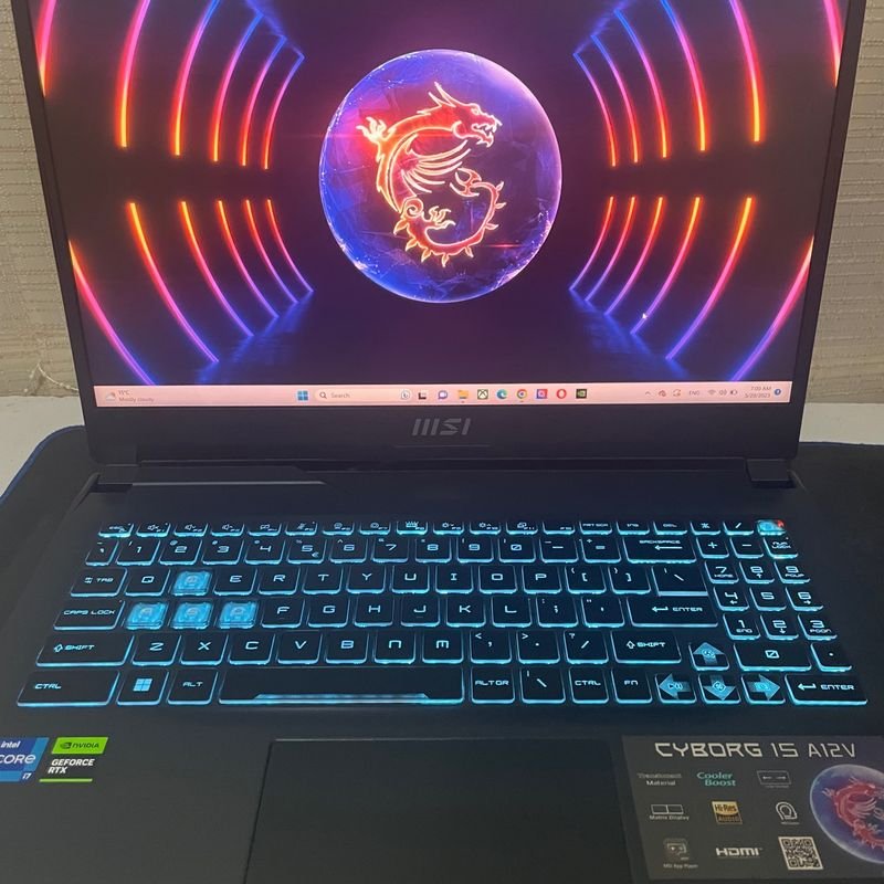 MSI Cyborg 15.6 Gaming Laptop - NVIDIA GeForce RTX 4060