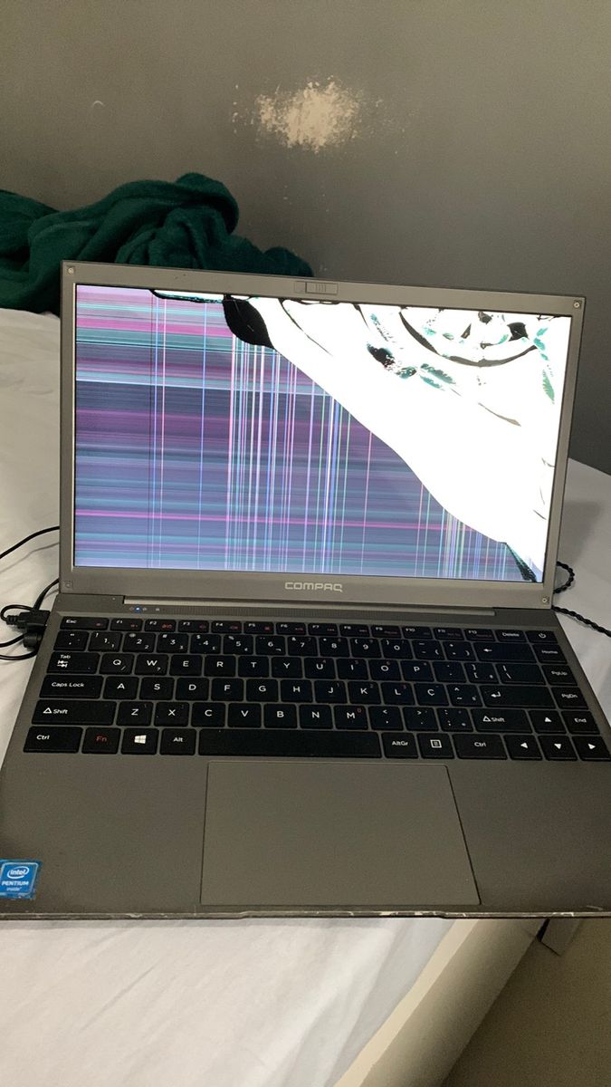 Notebook Quebrado para Retirada de Peça | Computador Notebook Compaq ...