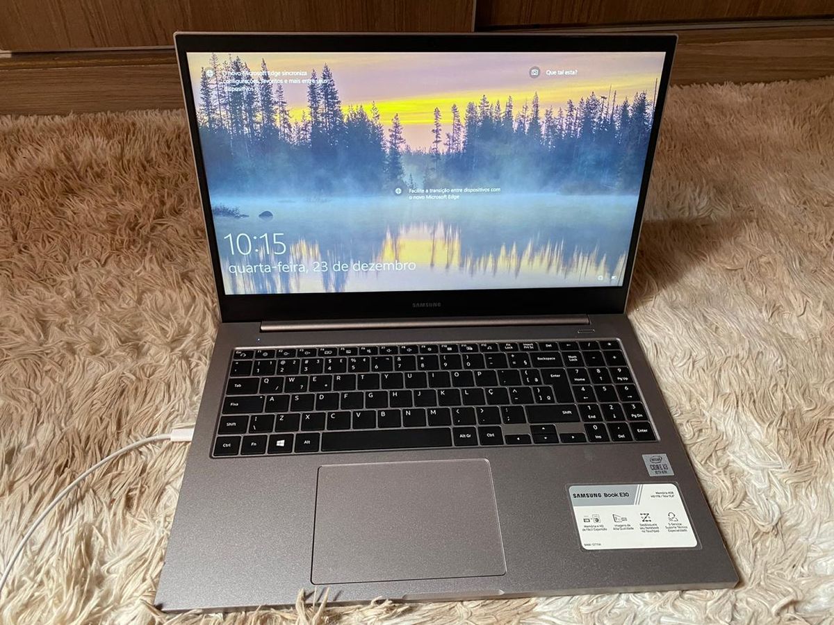 Notebook Samsung Book E30 Intel Core I3 Móvel p/ Casa Samsung Usado