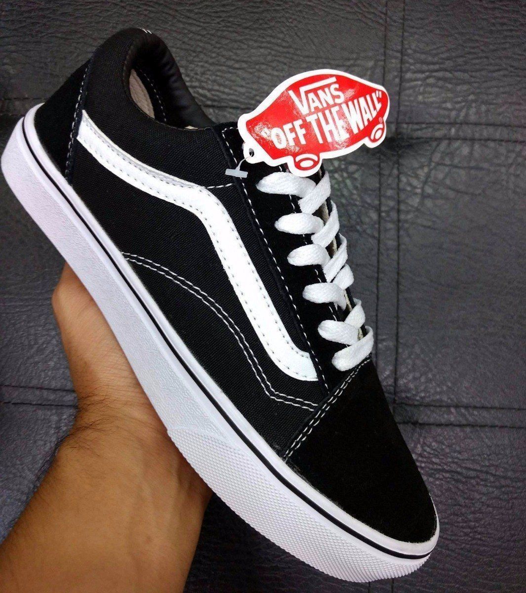 tênis da vans preto com branco