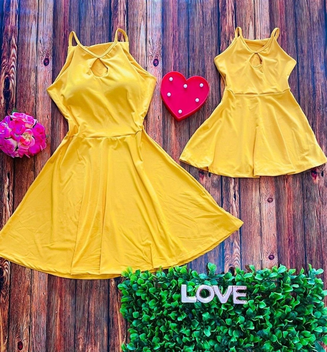 Vestido mae e filha hot sale amarelo