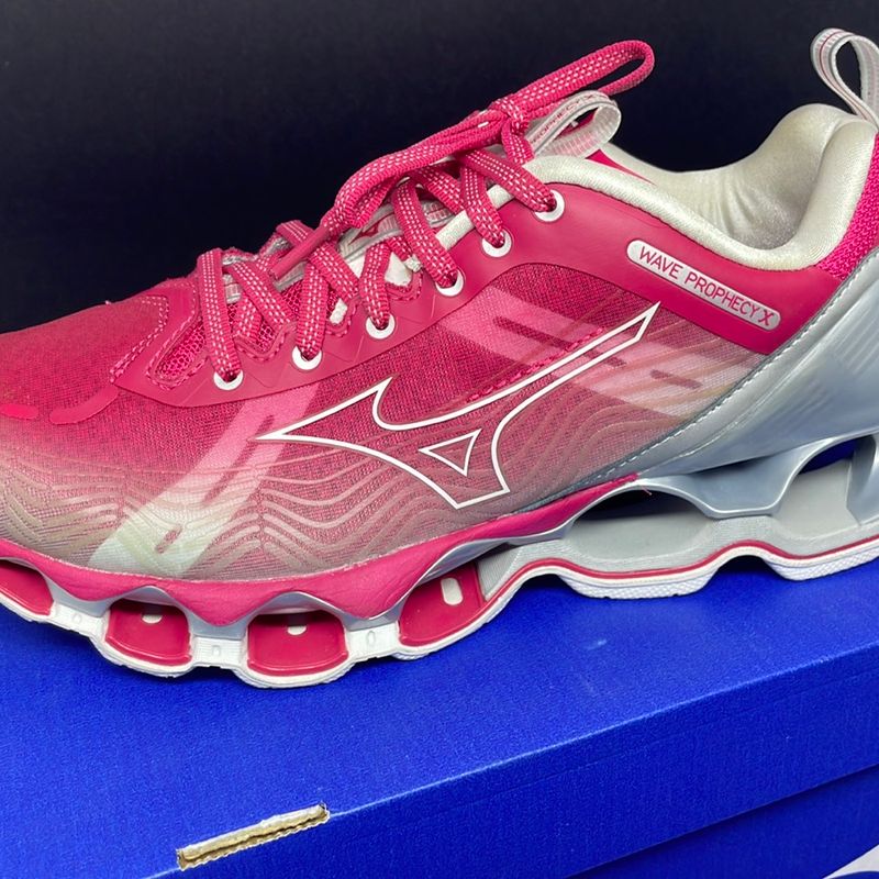 Mizuno rosa 2024 e branco