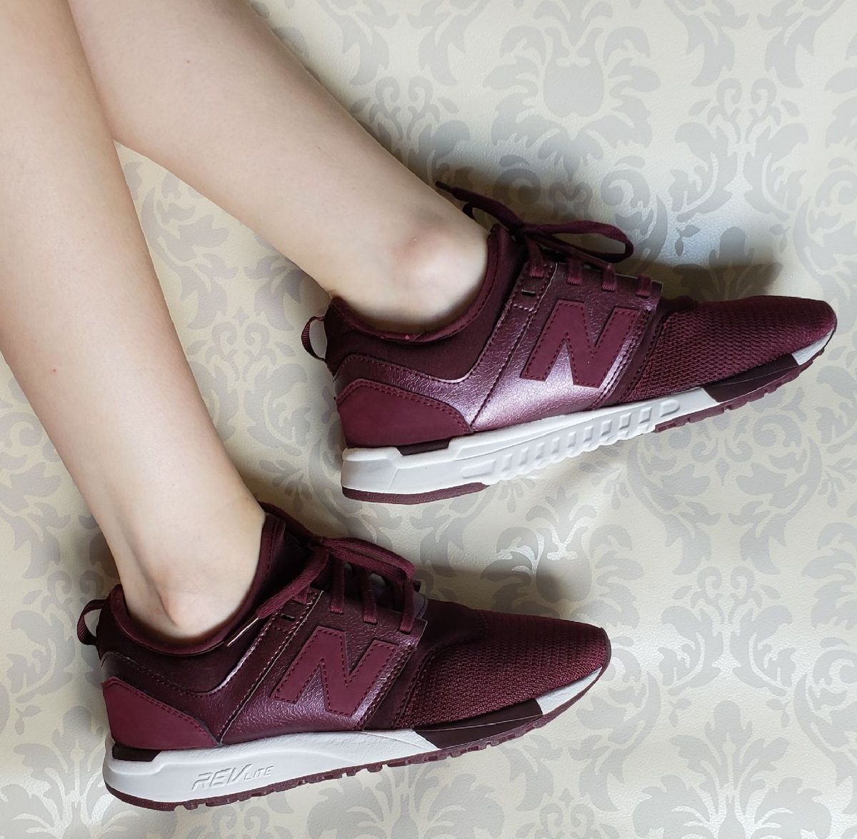 tênis new balance feminino vinho