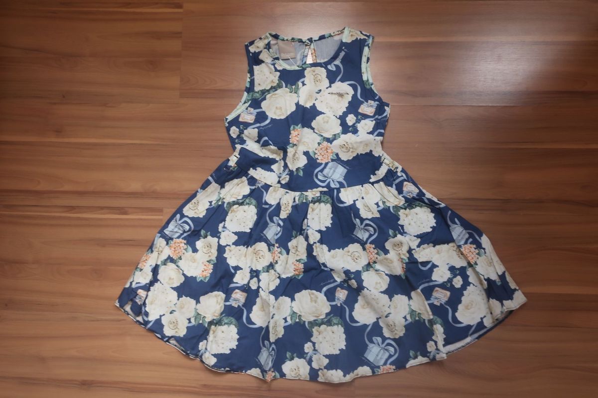 vestido floral infantil carinhoso