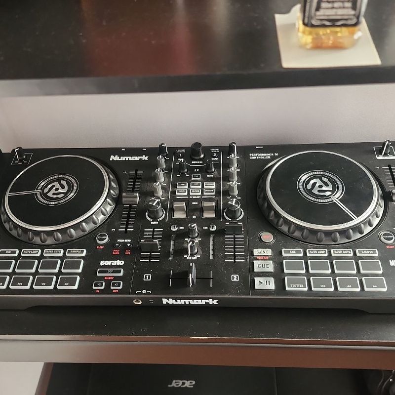 Controladora Dj Mixtrack Pro Fx | Numark Usado 132440717 | enjoei