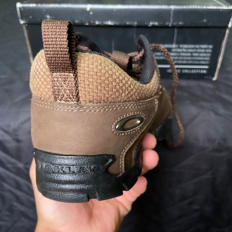 Oackey Flak Couro Marrom Escuro Tênis Masculino Oakley Usado