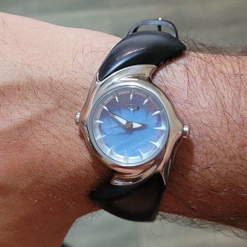 Oakley Crush 2.5 | Relógio Masculino Oakley Usado 82689864 | enjoei