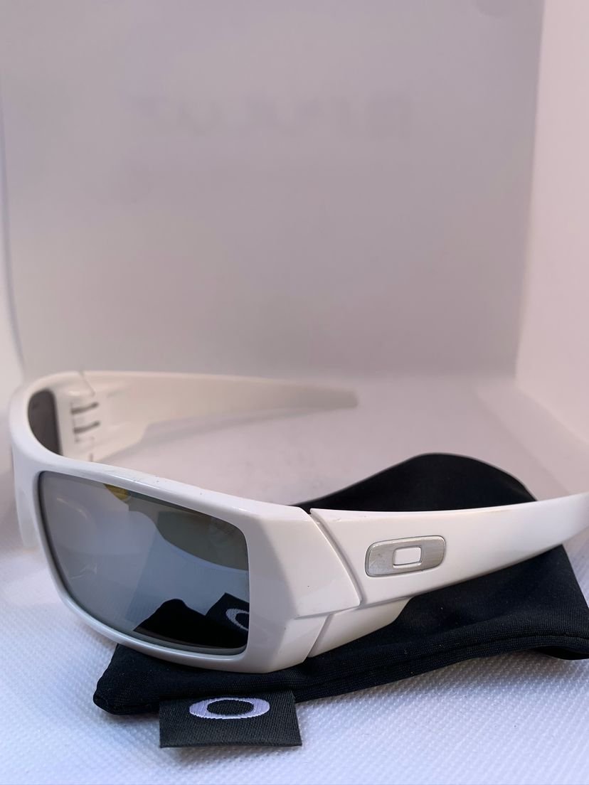 oakley gascan white