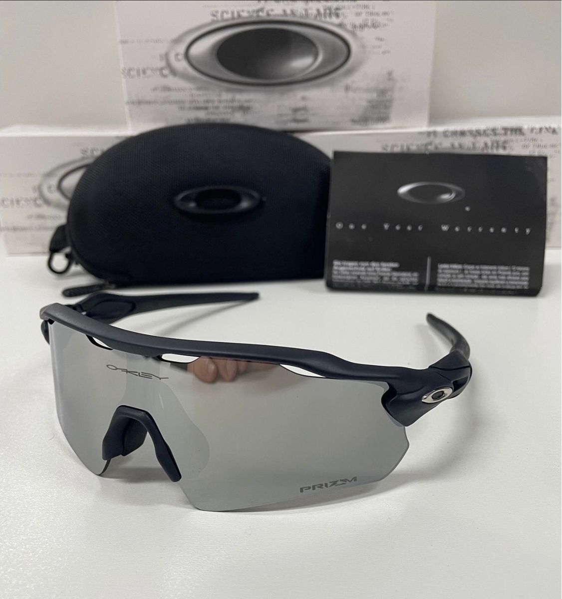 Óculos de Corrida Oakley Radar Ev Liquid Metal Lentes Antirreflexos ...