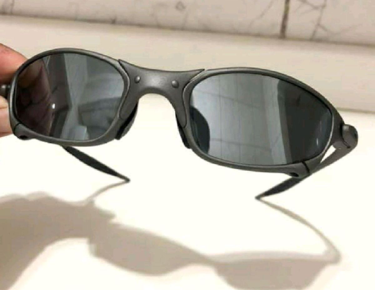 Óculos Juliet Titanium Lentes Photocromic Linha Premium Parafusos e Lentes  de Óculos Original | Óculos Masculino Oakley Nunca Usado 43560492 | enjoei