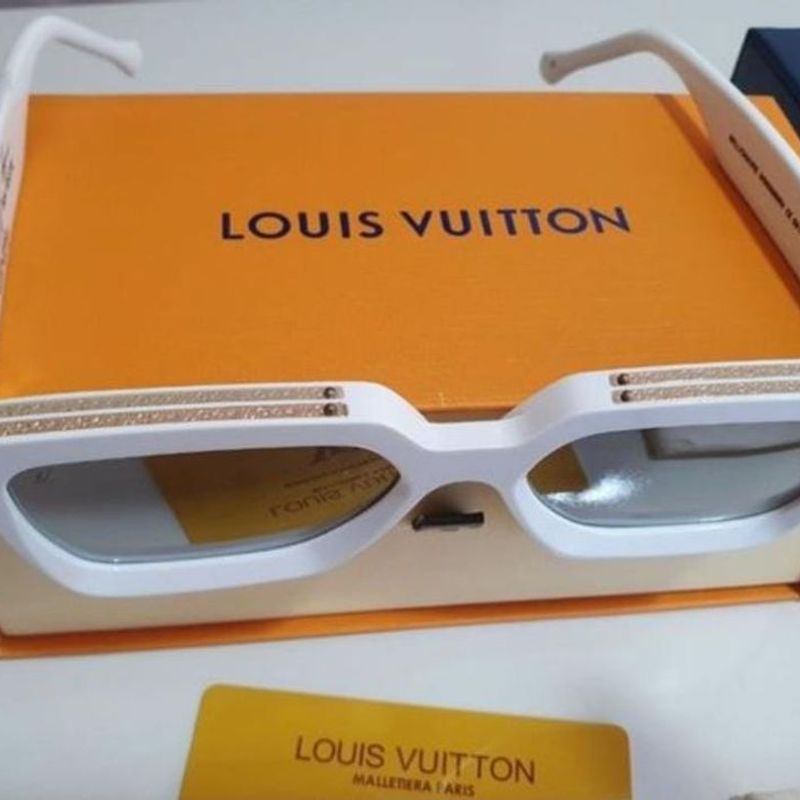 Óculos de Sol Louis Vuitton Millionaire Branco | Óculos Masculino Louis  Vuitton Nunca Usado 50404262 | enjoei