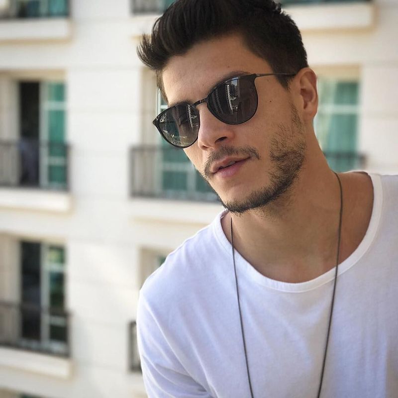 Óculos de Sol Masculino Ray Ban Rb4171 Erika Lentes Preto Polarizadas  Óculos Feminino Ray Ban Nunca Usado 85671883 enjoei