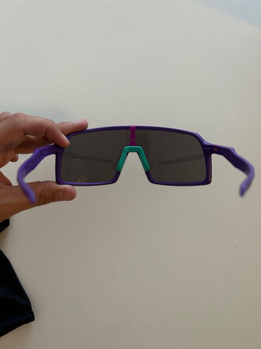 QS CL: Platinum Gradient. Matte Electric Purple. Medium Molded/Pro.