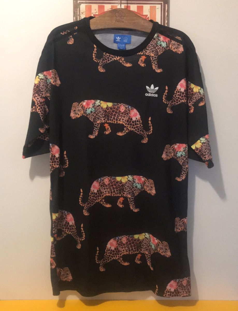 vestido t shirt adidas