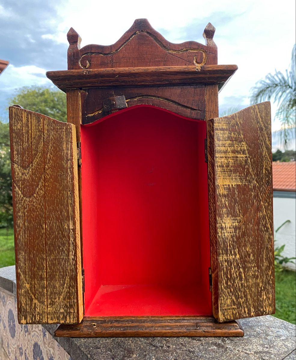 Oratório em Madeira Maciça | Móvel de Antiquário Antigo Usado 82234912 ...
