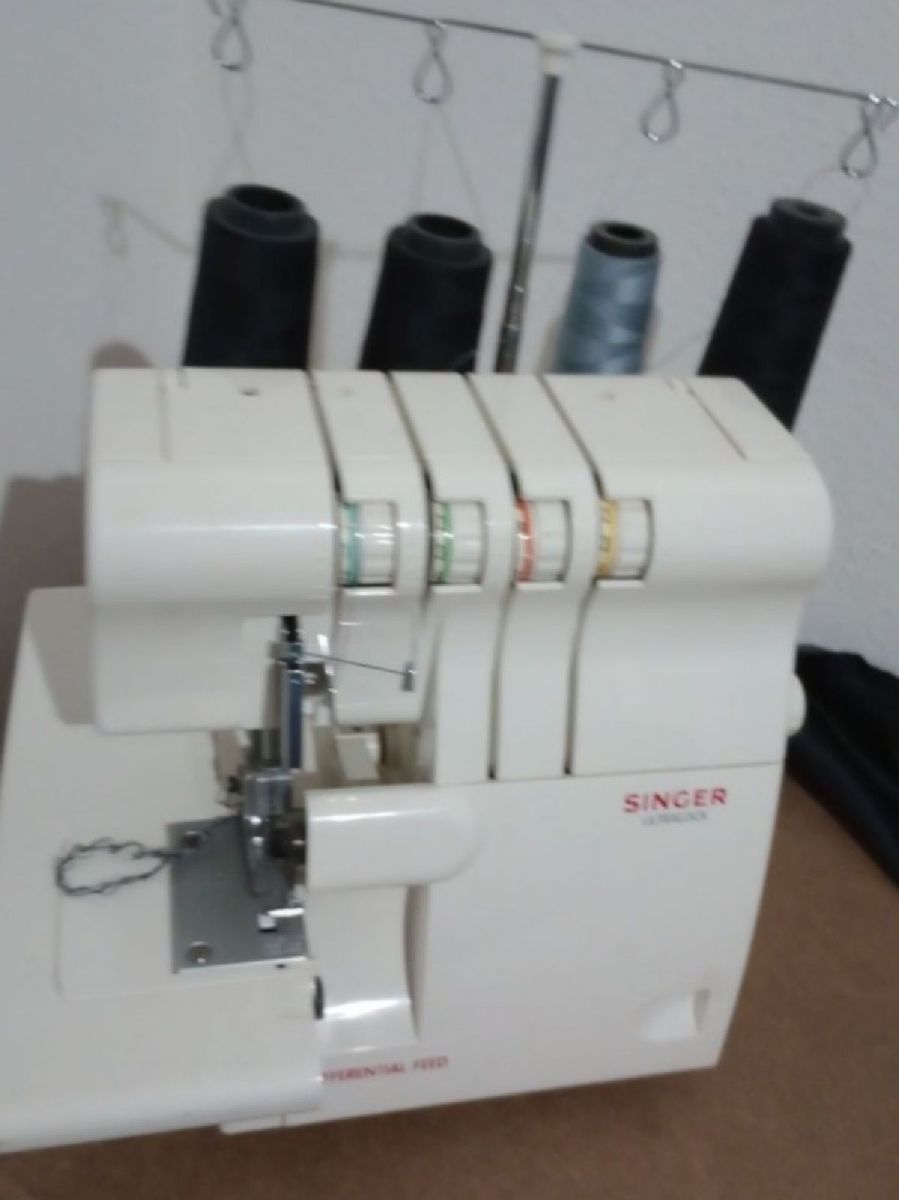 Overclock /ultralock Singer Móvel p/ Casa Singer Usado 82760362 enjoei