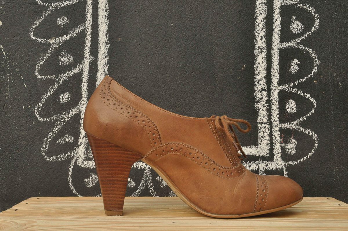 sapato oxford salto baixo