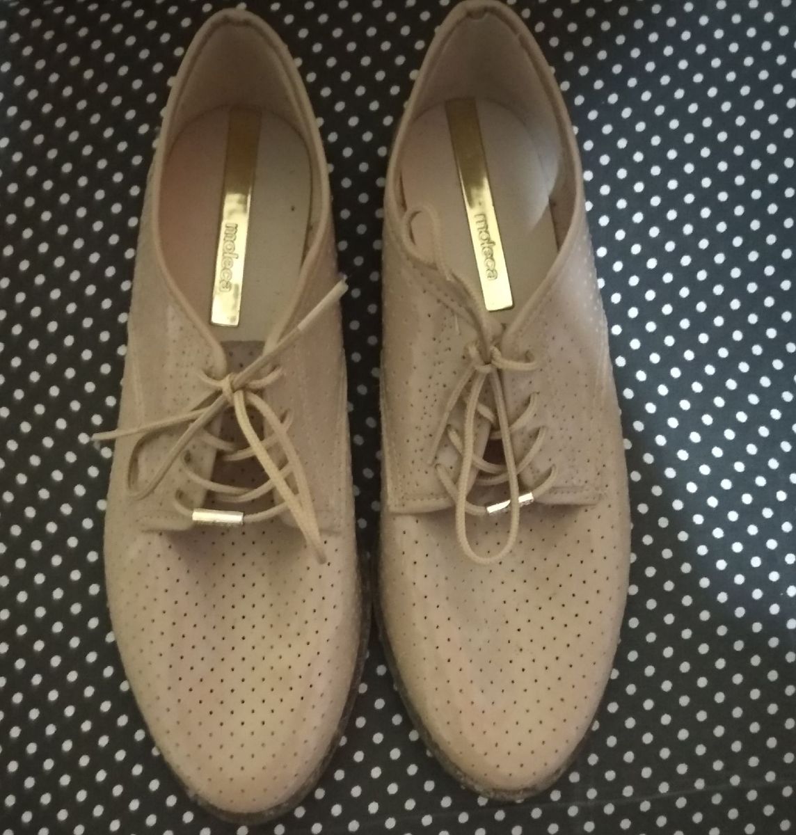 oxford moleca nude