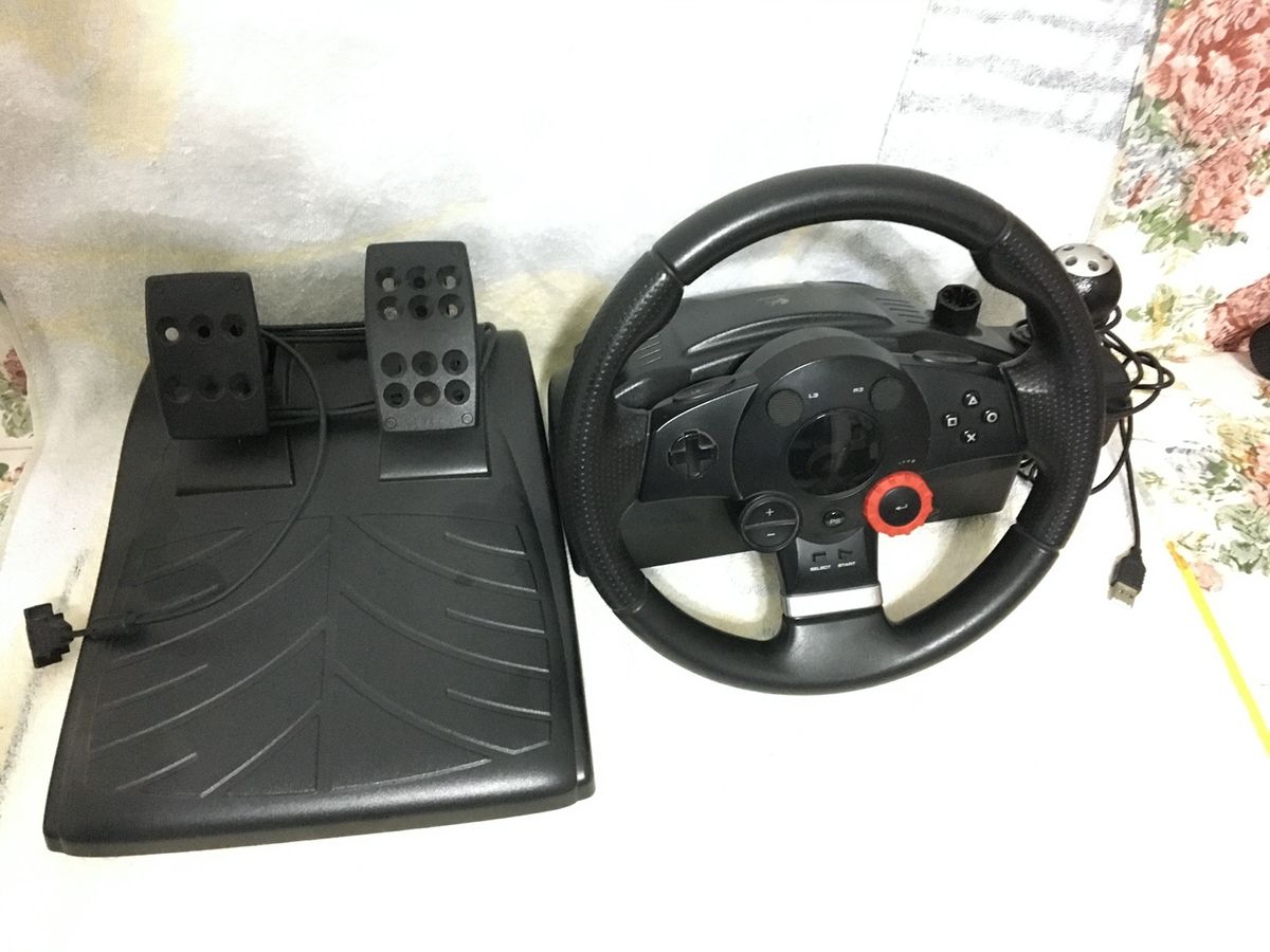 Volante Driving Force GT Logitech PS3/PS2