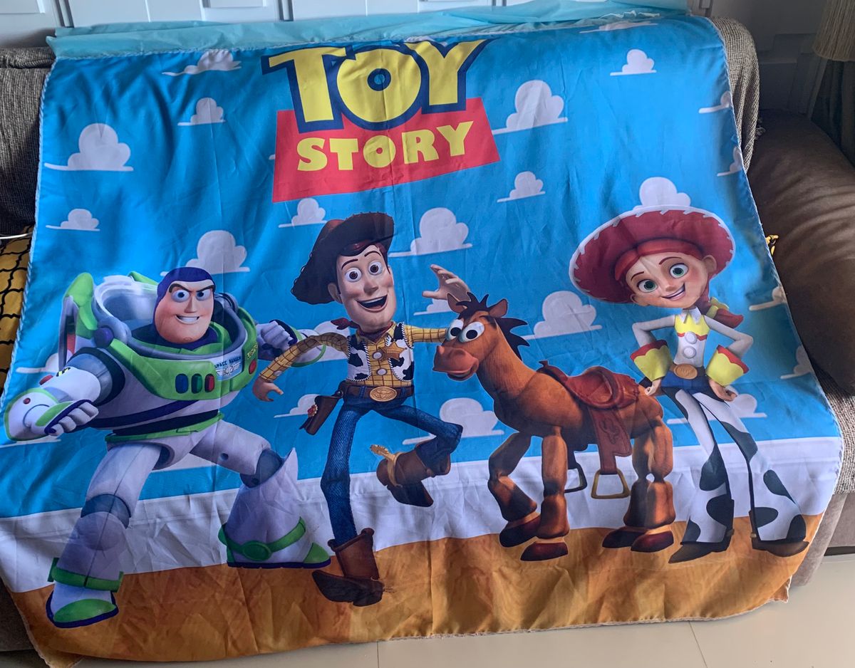 Painel de Festa Quadrado Toy Story Tecido 1,5m X 1,5m Item Infantil