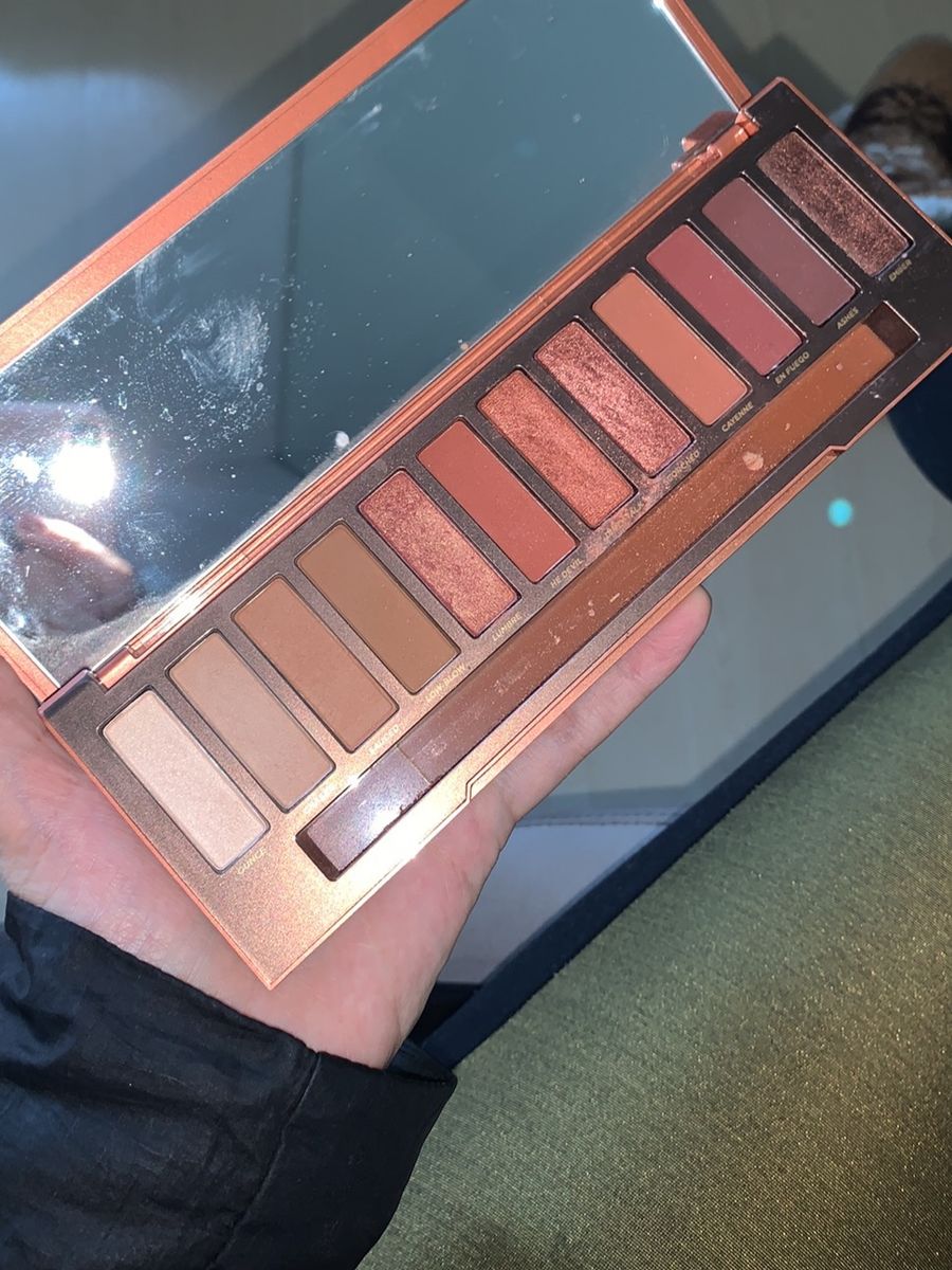 Paleta De Sombras Naked Heat Maquiagem Feminina Urban Decay Usado Enjoei