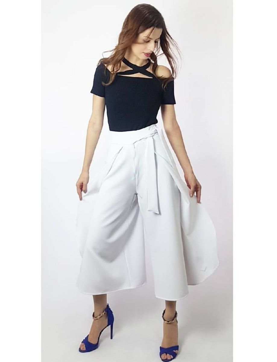calça pantacourt branca