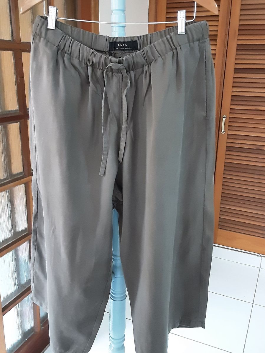 Pantalon Capri Zara Marron Taille 38 - Occasion Très Bon état, Slim Satiné, Polyester