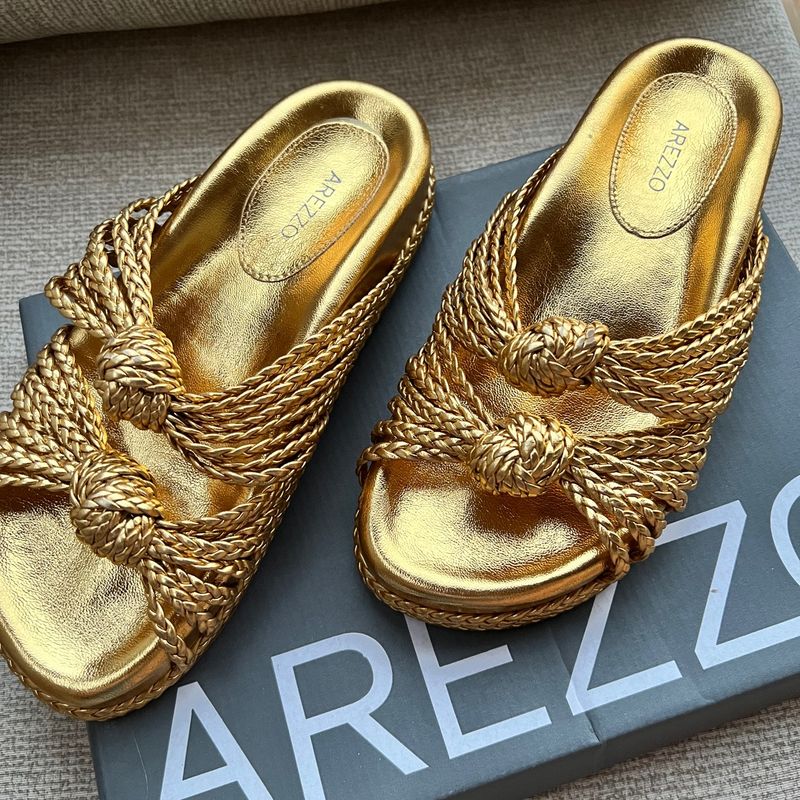 Papete Arezzo Dourado Metalizada Birken Desejo Esgotada Sand lia Feminina Arezzo Nunca Usado 88591521 enjoei