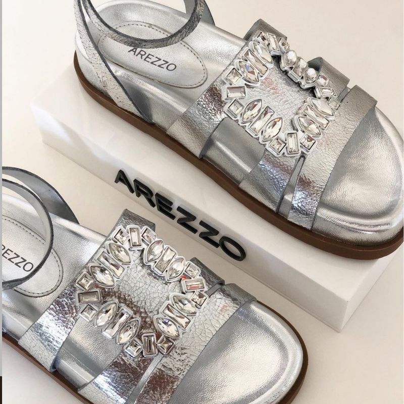 Papete Arezzo Prata Metalizada Detalhe em Strass Couro Leg timo Sand lia Feminina Arezzo Nunca Usado 94754106 enjoei