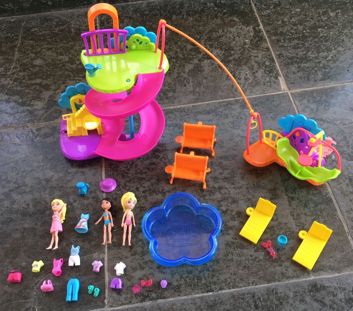 Parque da Polly Montanha Russa - Brinquedo da Polly Pocket em Portugues 