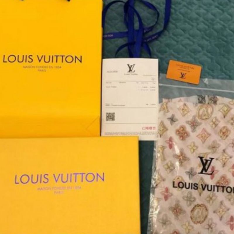 Pashimina Lenço Louis Vuitton com Etiqueta, Lenço Feminino Louis Vuitton  Nunca Usado 87478273