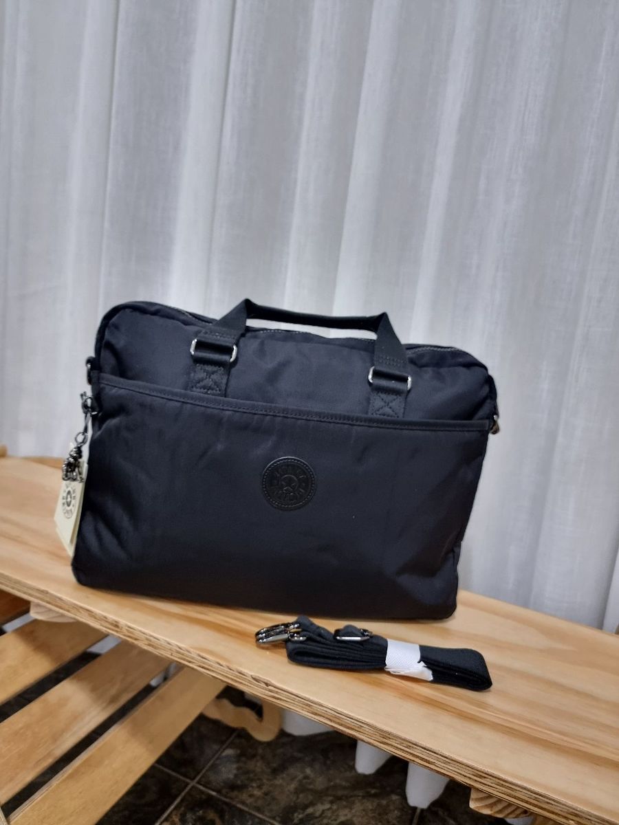 Pasta Case Notebook Kipling Elsil Preta Bolsa de Ombro Feminina