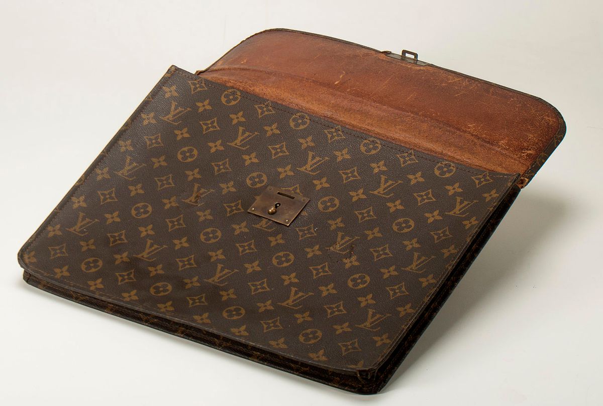 Pasta Louis Vuitton Bolsa de mão Feminina Louis Vuitton Usado