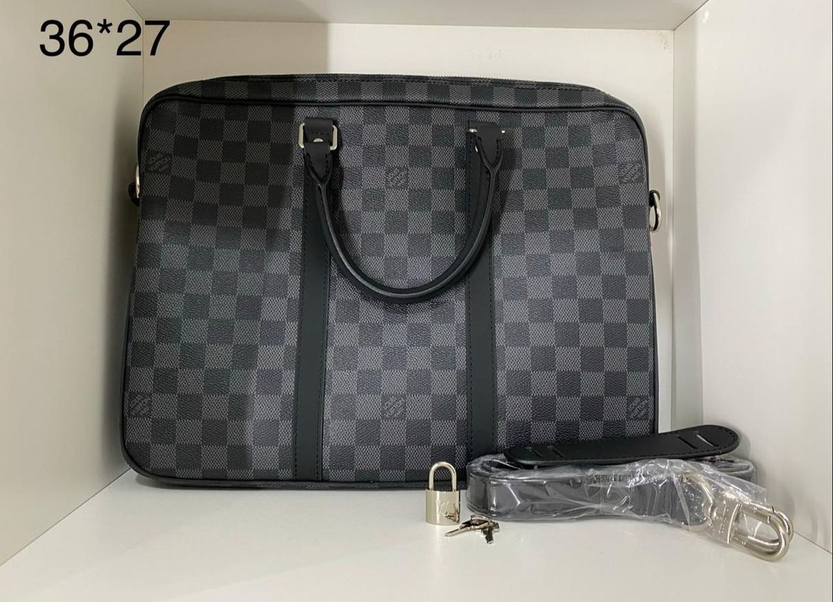 Pasta Louis Vuitton Bolsa de mão Feminina Louis Vuitton Novo 46352449