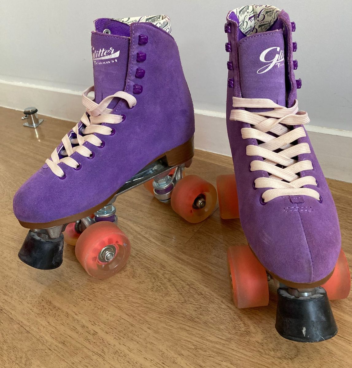 Patins Roxo | Moda Esportiva Feminina Glitter Traxart Usado 76324646 ...