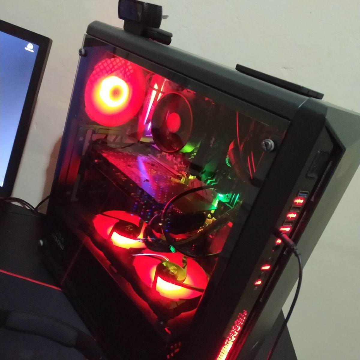 pc-gamer-para-lives-computador-desktop-usado-69664916-enjoei