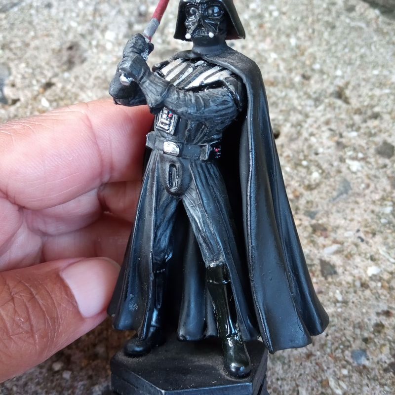 Figura Xadrez (dama negra) StarWars Darth Vader