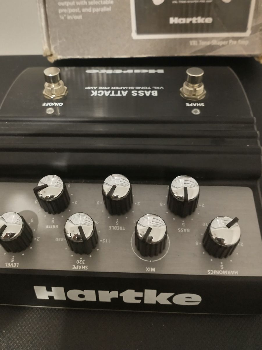 Pedal Preamp Hartke Vxl Bass Attack para Contrabaixo Item de Música
