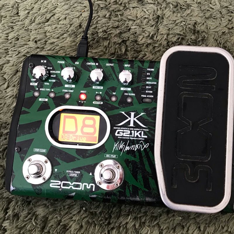 レア ZOOM G2.1KL Kiko Loureiro Edition マルチ（ZOOM G2.1KL