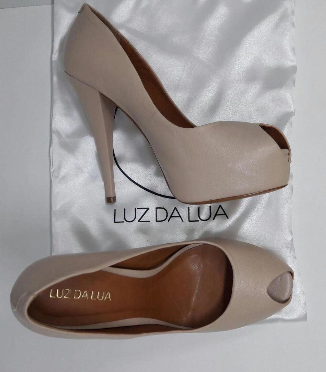 peep toe luz da lua meia pata