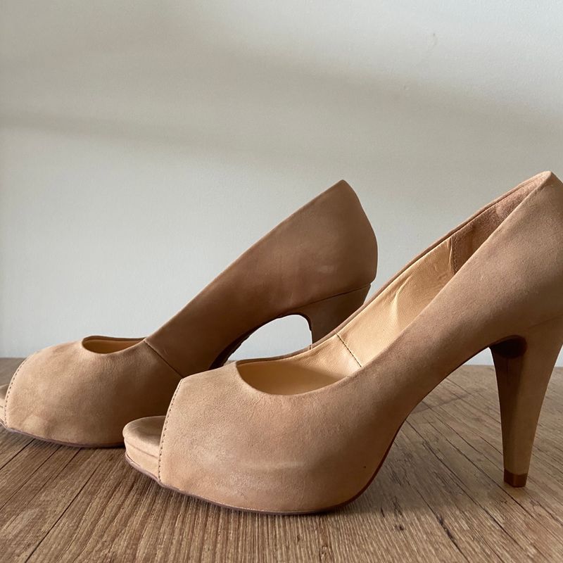 Peep toe hot sale nobuck